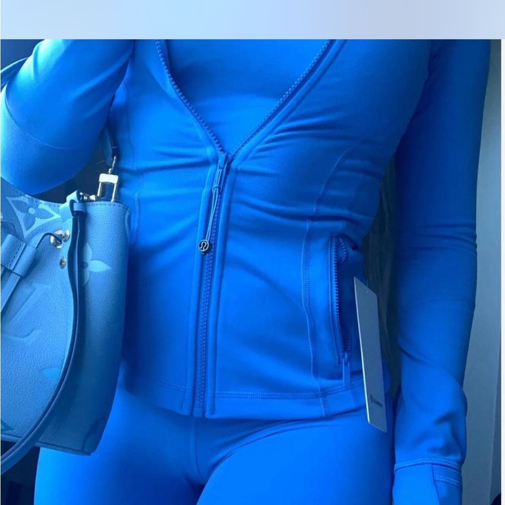 Lululemon Athletica Vibrant Blue Leggings and jacket Set